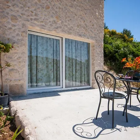 Easy Holiday home Skradin