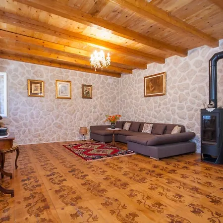 Easy Skradin