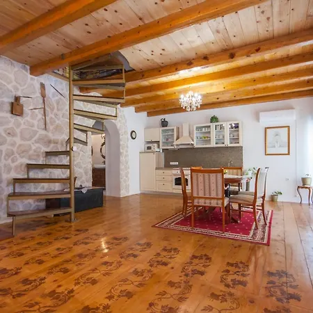 Holiday home Easy